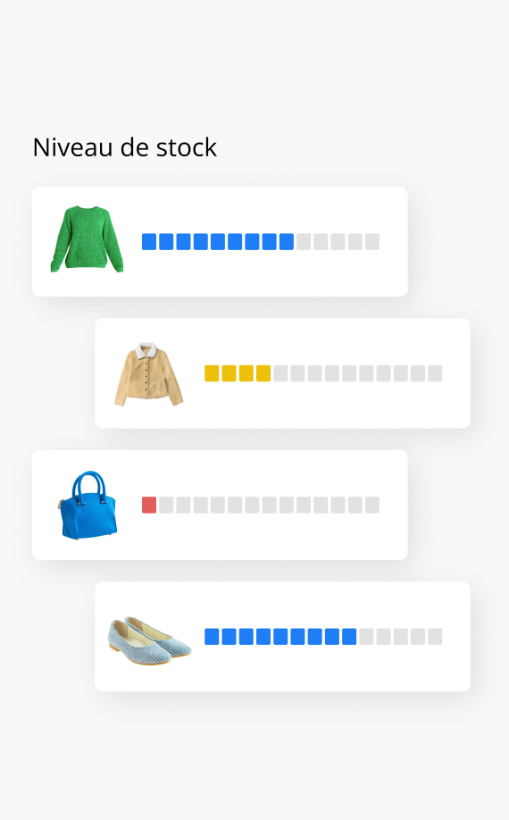 Les niveaux de stock d'un pull vert (élevé), d'une veste beige (moyen), d'un sac à main bleu (faible) et de chaussures bleues (élevé) sont affichés avec des indicateurs à barres colorées, idéaux pour le suivi dans les systèmes de gestion des stocks.